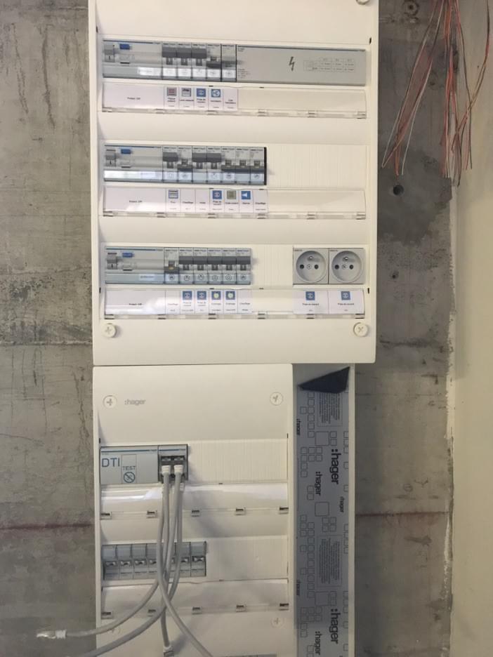 Installation électrique complète à Rillieux-la-Pape-1